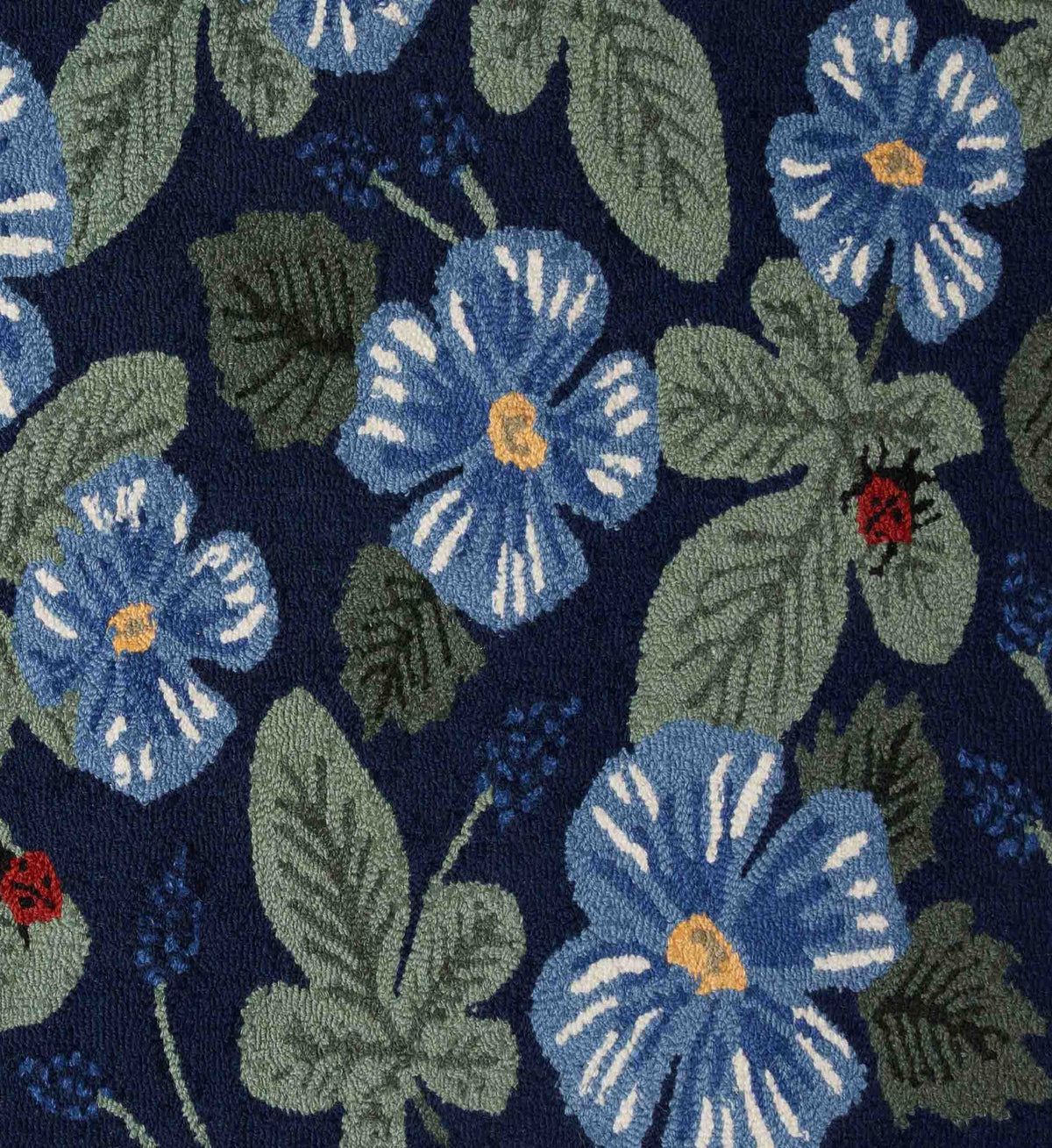 Minnie Fig Leaf Wool-Hooked Rug - Navy