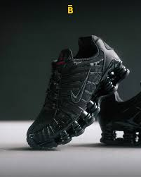 Nike Shox Black