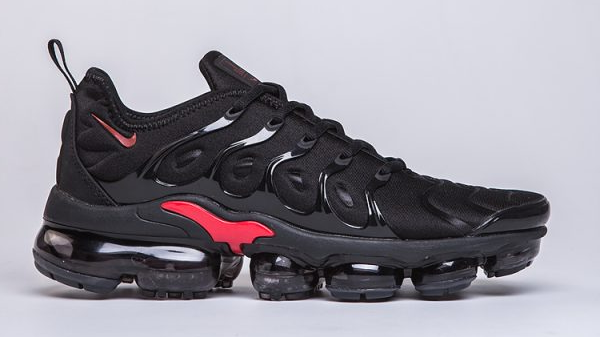 Nike Air VaporMax Plus TN Black Noble Red