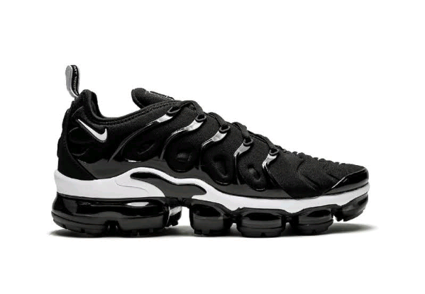 Nike Air VaporMax Plus TN Overbranding Black