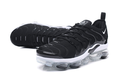 Nike Air VaporMax Plus TN Overbranding Black