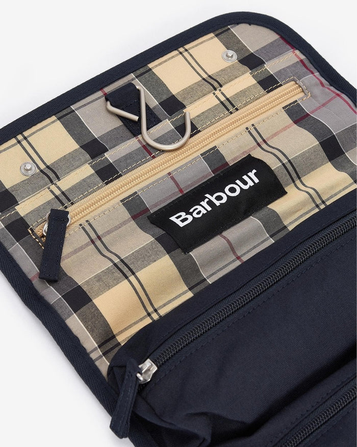 Barbour Cascade Hanging Washbag - Kormákur & Skjöldur