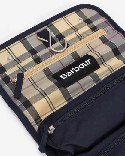 Barbour Cascade Hanging Washbag - Kormákur & Skjöldur