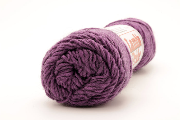 Brown Sheep Co - Lamb's Pride Worsted / Wild Violet M173
