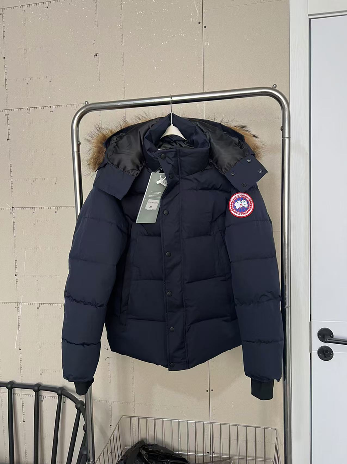 Canada Goose Wyndham Parka "Blue"