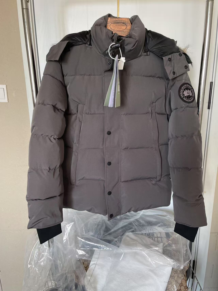 Canada Goose Wyndham Parka "GG Grey"