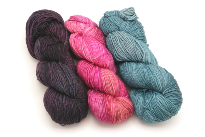 Malabrigo - Arroyo / Purpuras English Rose & Reflecting Pool