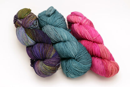 Malabrigo - Arroyo / Candombe Reflecting Pool & English Rose