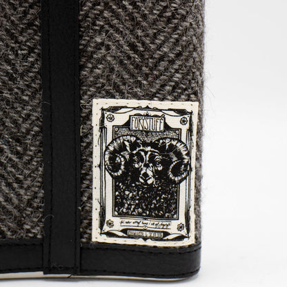 K&S Vasapeli- Icelandic Tweed Forystufé - Askur 8oz - Kormákur & Skjöldur