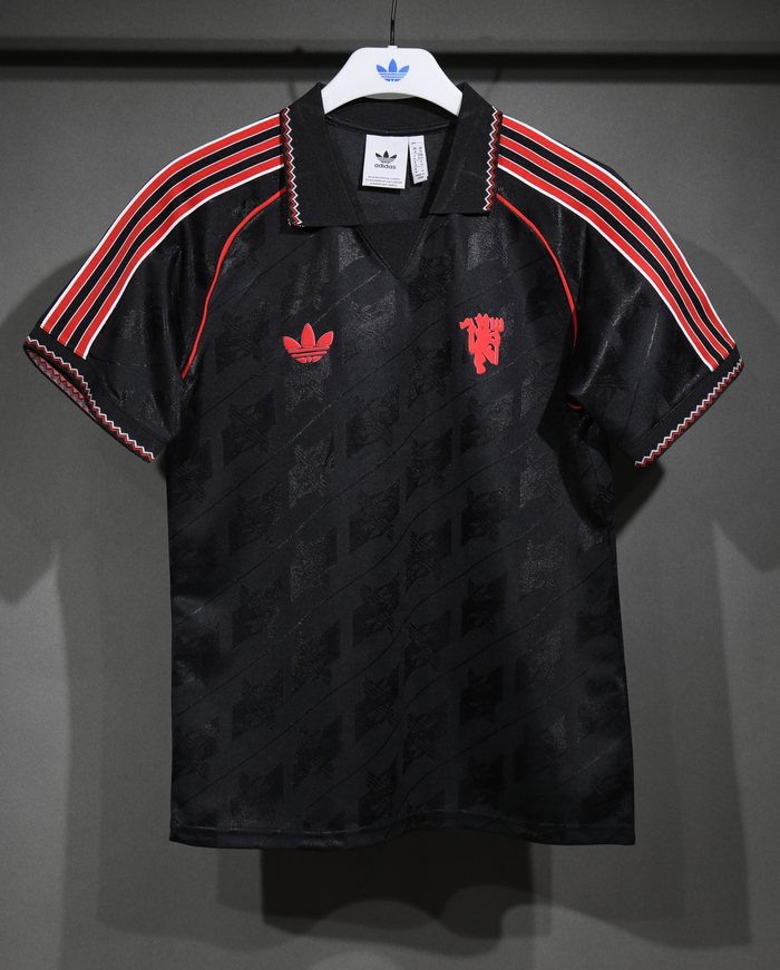 Manchester United LFSTLR 2024-2025