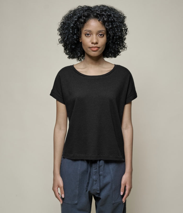 Merz b. Schwanen Dömubolur Deep Black