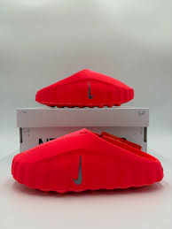 Nike Mid 001 Red