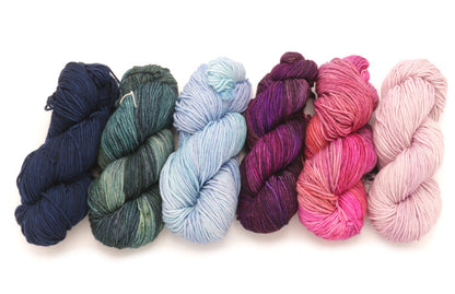 Malabrigo - Rios / Azul Profundo Aguas Aquamarine Sabiduria English Rose & Valentina
