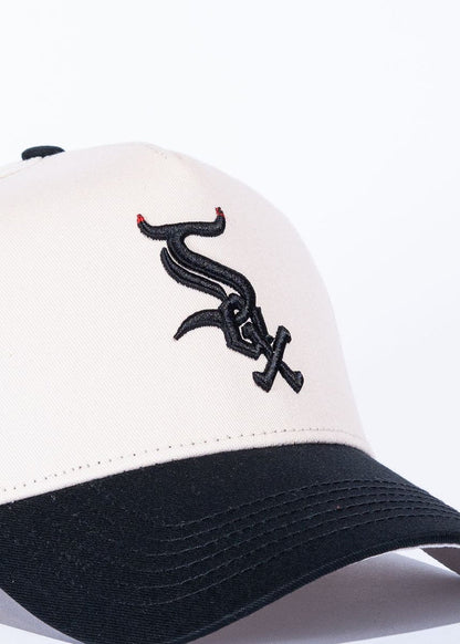 Reference Bullsox - Cream/Black