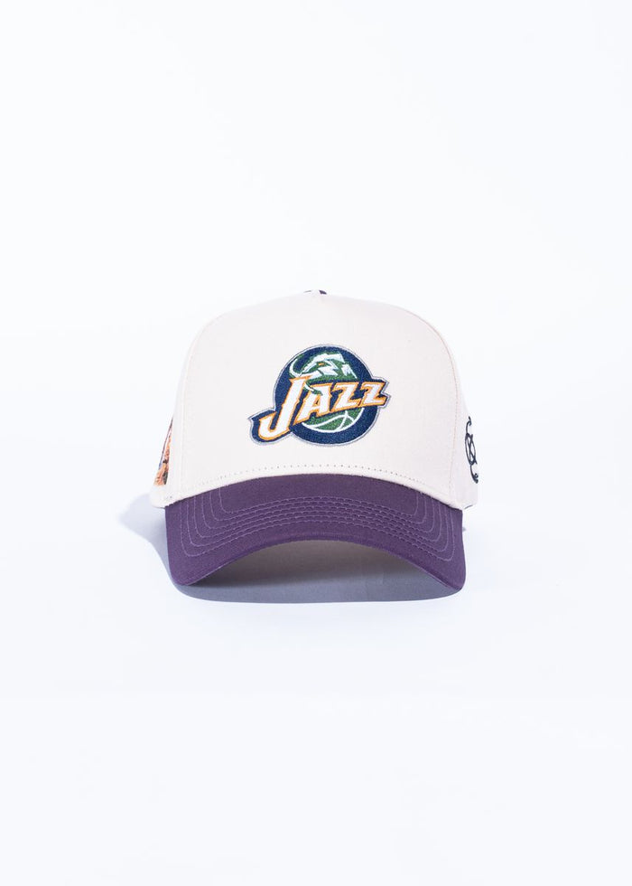 Reference Jazmoth - Cream/Purple