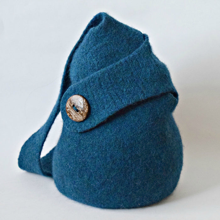 The Twist Bag by Cynthia Pilon Designs