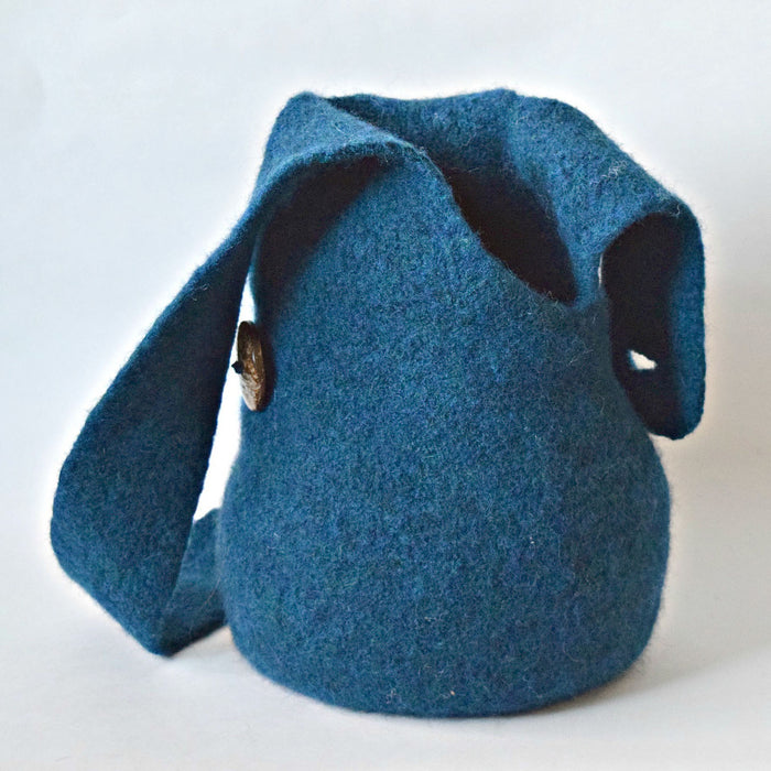 The Twist Bag by Cynthia Pilon Designs