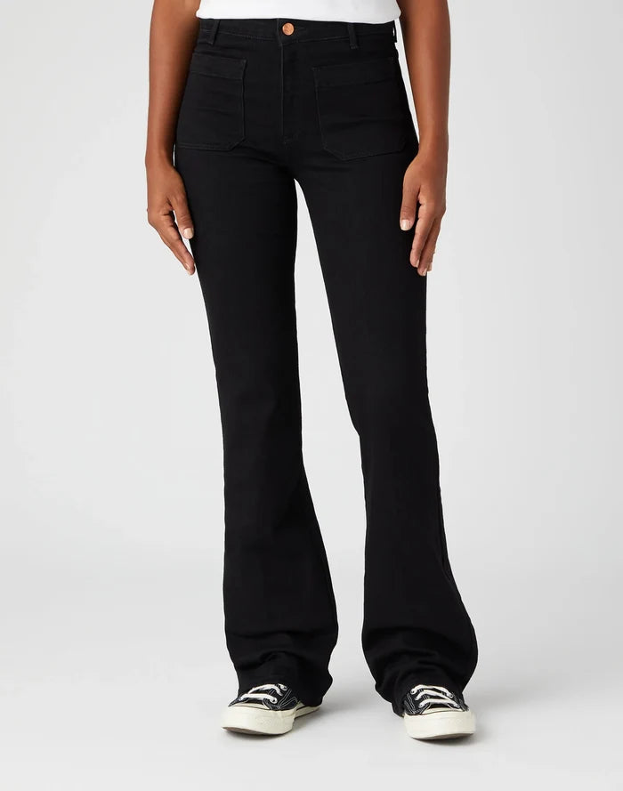 Wrangler Gallabuxur Flare Retro Black - Kormákur & Skjöldur